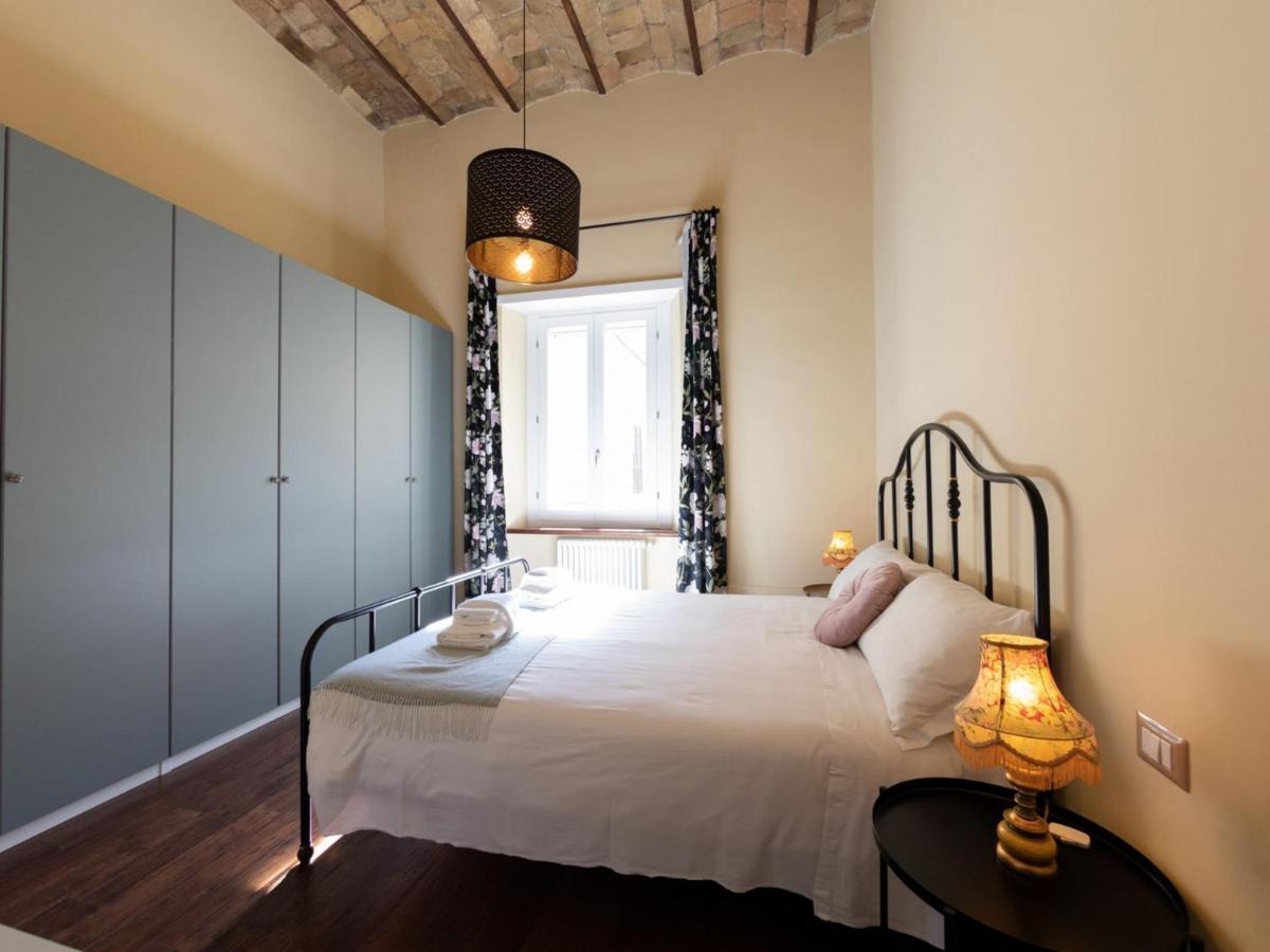 The Rent - Elegant Two-bedroom Close To Saint Peter's Basilica Rom